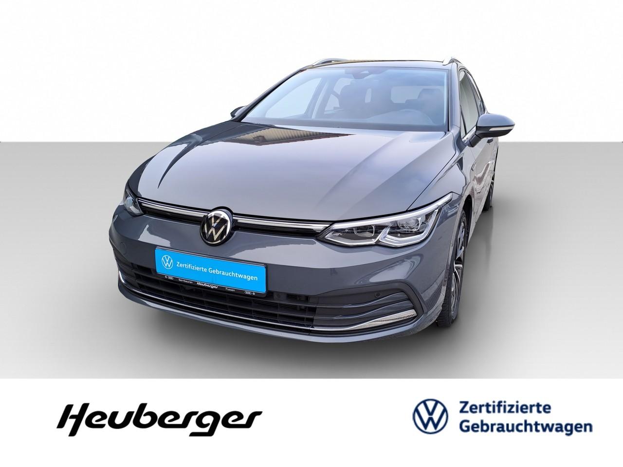 Volkswagen Golf VIII Variant 1.5 TSI Style, AHK, ACC, LED