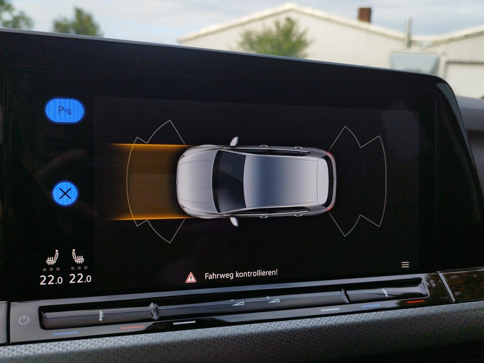 Volkswagen Golf VIII Active1.0 TSI MATRIX/PANO/CARPLAY, миниатюра 17