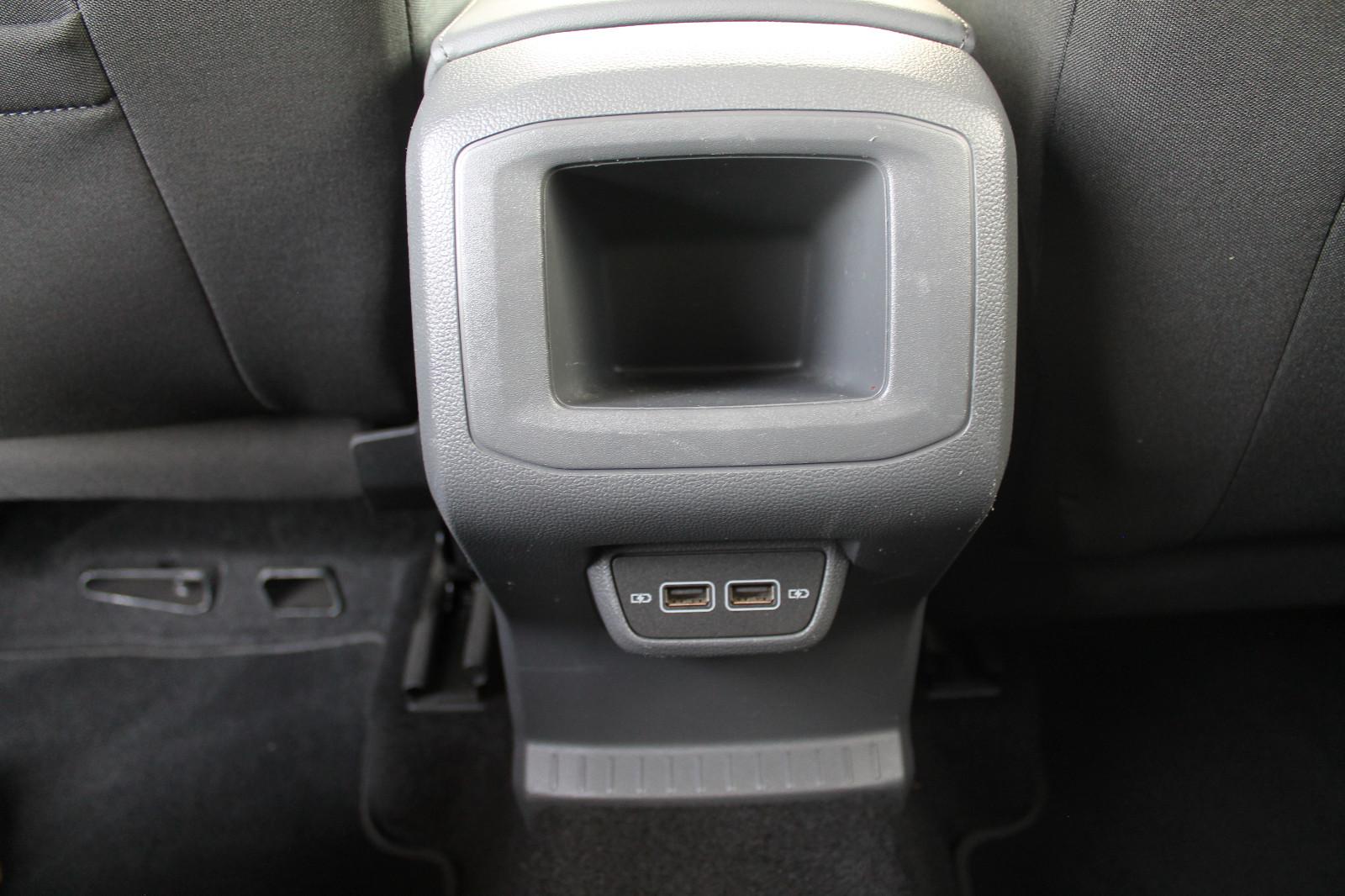 Volkswagen T-Cross Life*ACC*LED*AHK*SHZ*PDC*