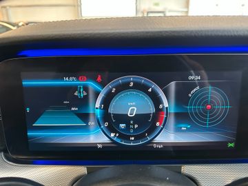 Mercedes-Benz E 200 d Limousine AMG-Line *Kamera*Totwinkel*SHZ