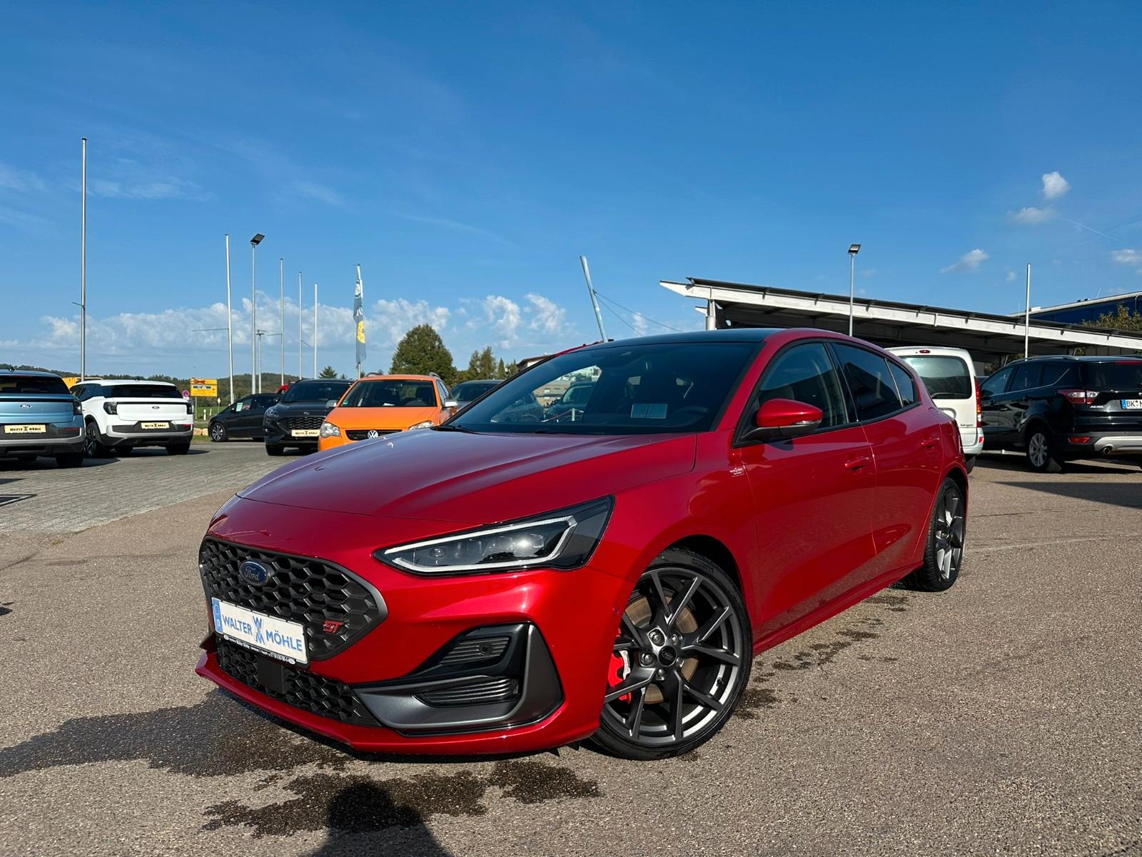 Ford Focus Lim. ST X Aut. *Pano/ AHK/ Toter-Winkel-A*