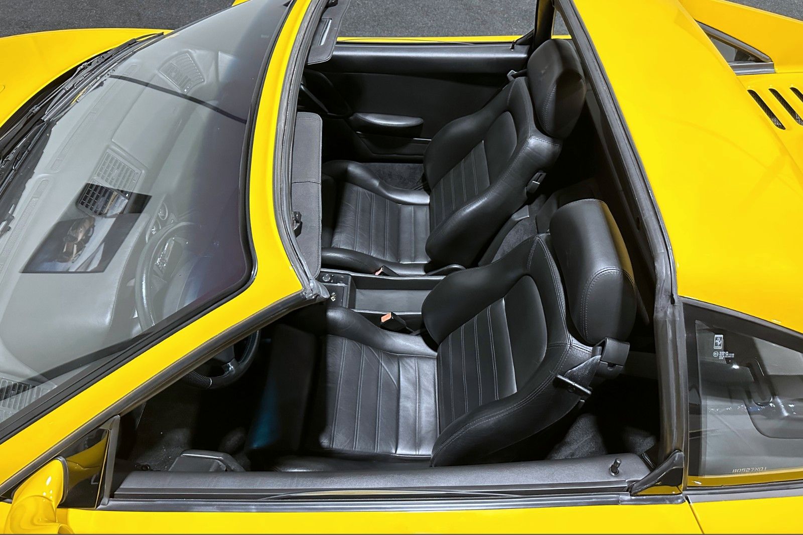 Fahrzeugabbildung Ferrari F355 F1 GTS - Zahnriemen neu