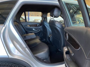 Mercedes-Benz GLC 250 4Matic *LED*AHK*KAMERA*NAVI*SHZ*TEMPOMAT