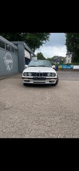 BMW E30 316i - BMW 316: E30 316i