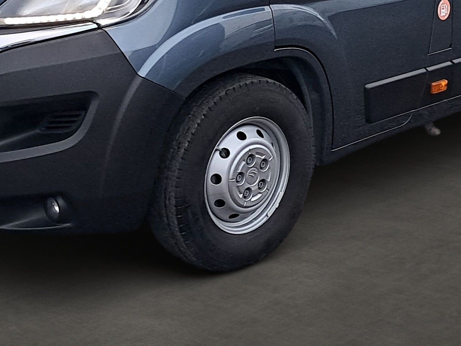 Fahrzeugabbildung Pössl Roadcruiser Revolution Citroen 165 PS AHK,RK,Mar