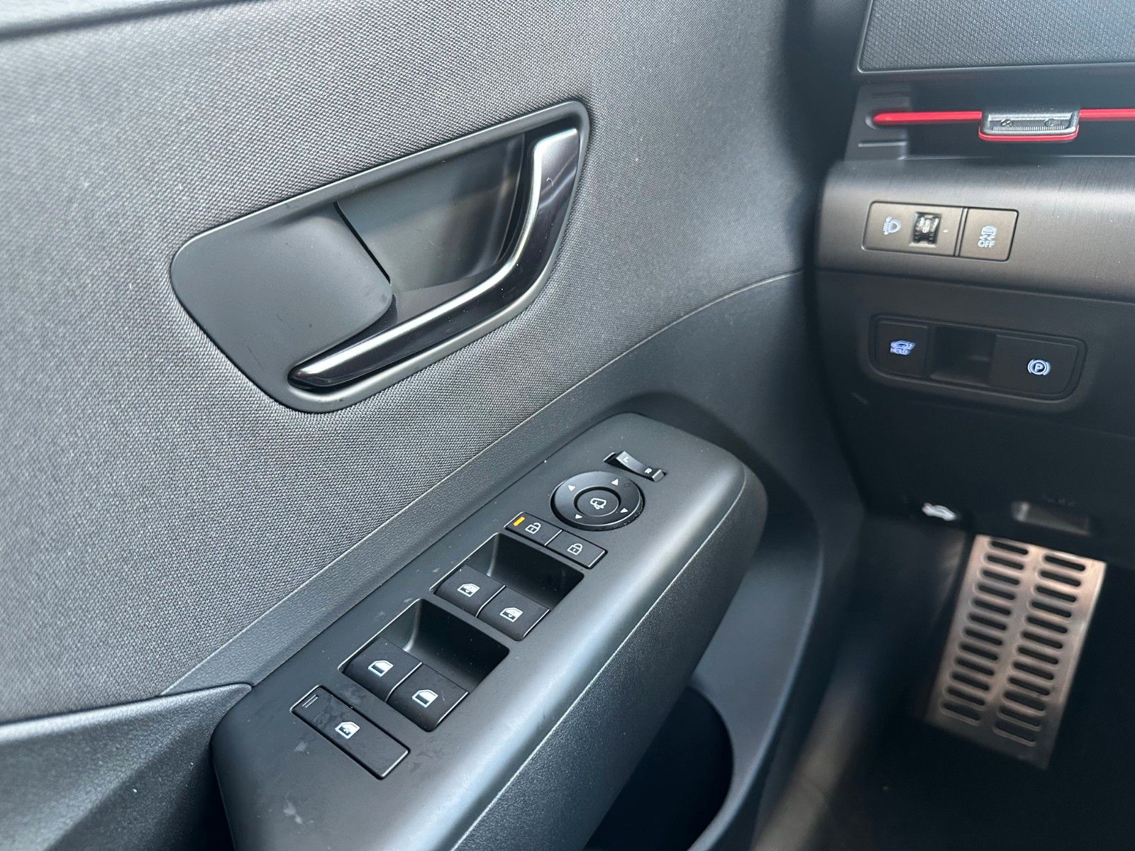 Fahrzeugabbildung Hyundai Kona N-Line Elektro 65,4kWh Navi/El.Heckklappe!