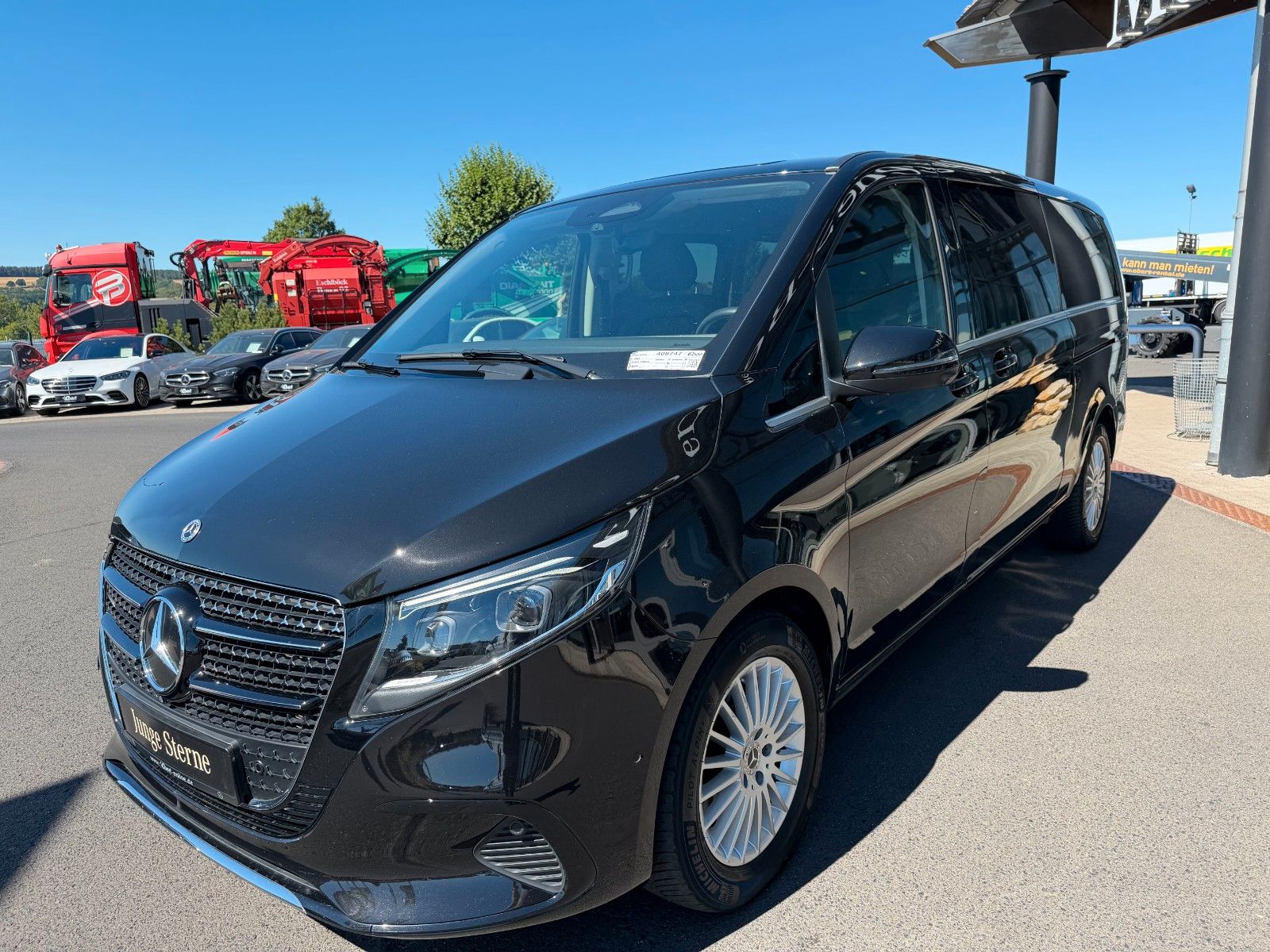 Fahrzeugabbildung Mercedes-Benz V 300 d AVA Extral DISTRONIC Standheiz el Türen