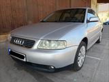 Audi A3 1.6 Ambiente, Klimaautomatik - gebrauchte Audi A3 aus dem Jahr 2001