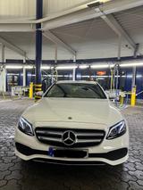 Mercedes-Benz E 220 d Autom. - - Mercedes-Benz E 220 in Leverkusen