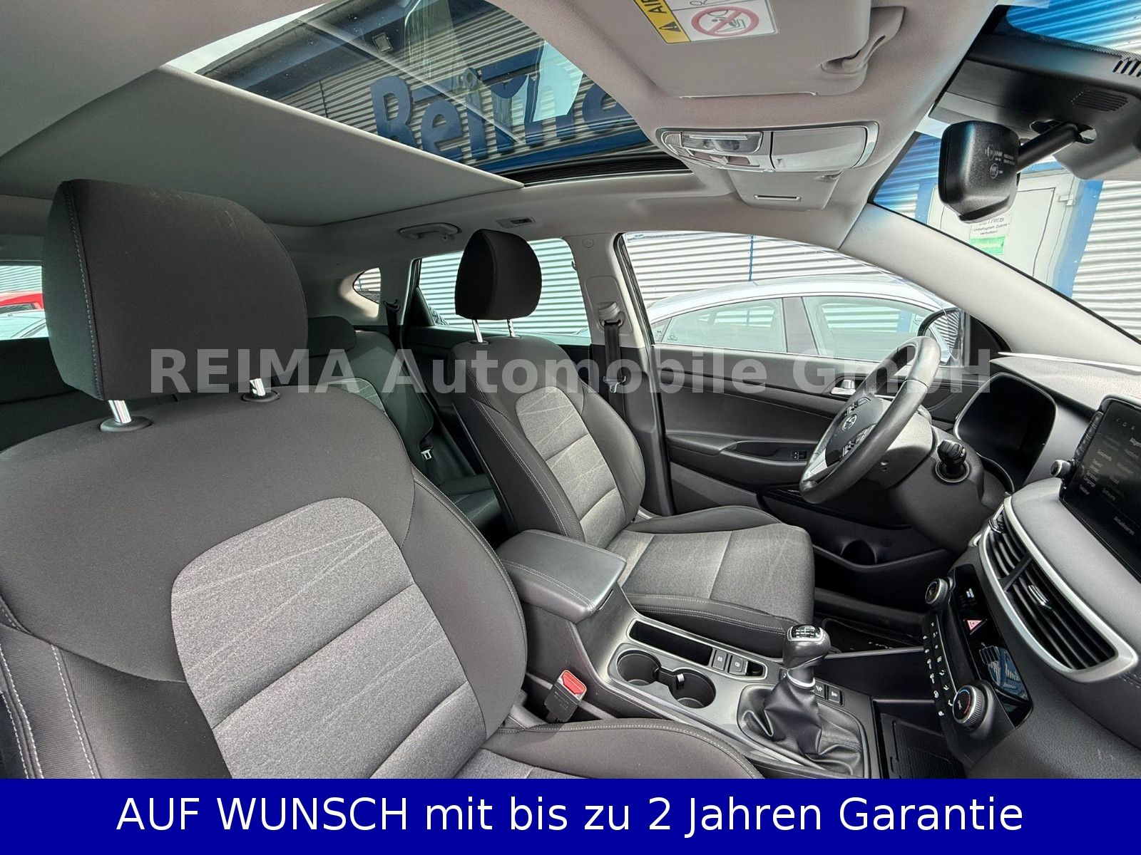 Fahrzeugabbildung Hyundai Tucson Advantage 1,6i 2WD, Pano, Navi, LED
