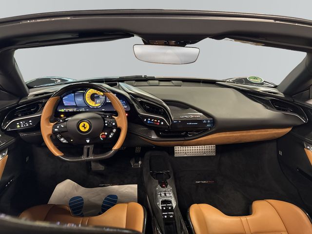 FERRARI Sf90 – Bild 8