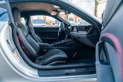 PORSCHE 992 GT3/ 1. HAND/ LIFT/ KAMERA/ APPROVED/ BOSE PORSCHE 992 GT3/ 1. HAND/ LIFT/ KAMERA/ APPROVED/ BOSE
