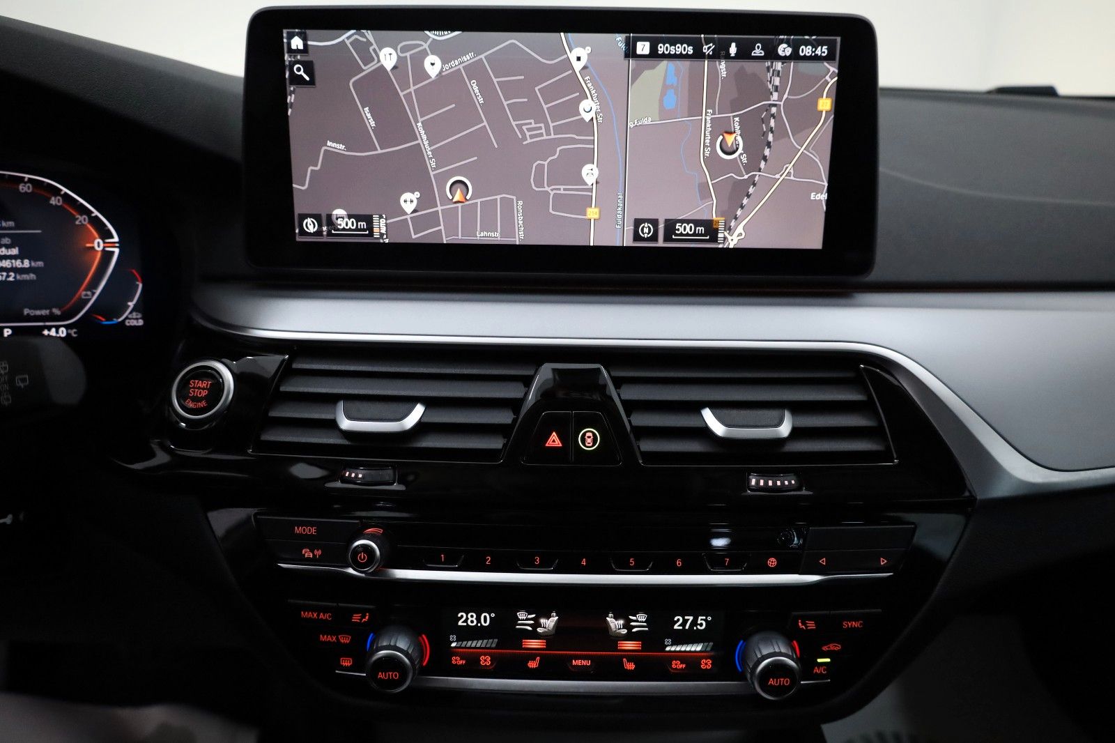 Fahrzeugabbildung BMW 530dA xDrive Touring Leder,Navi,Laser,HeadUp,SH