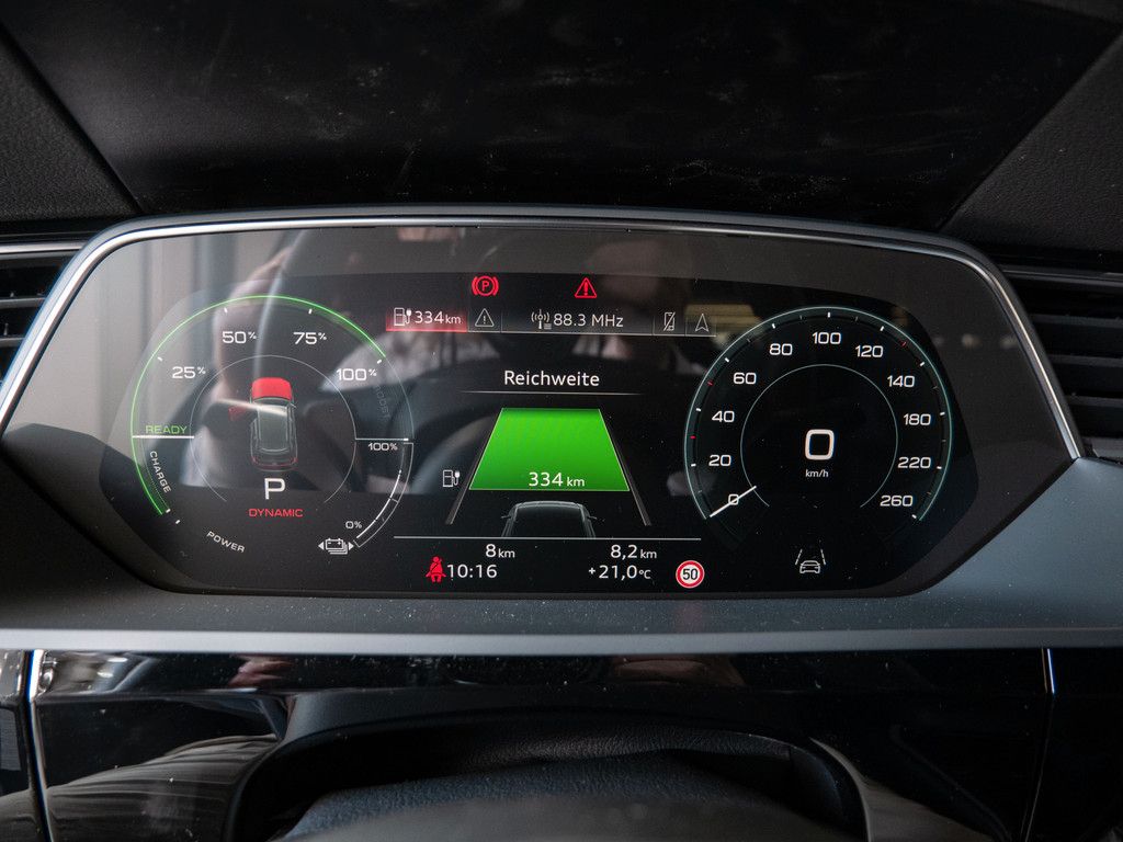 Audi Q8 S line 50 e-tron quattro STANDHZ. LUFTF. ACC foto 24