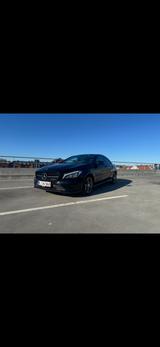 Mercedes-Benz CLA 220 d DCT - - Mercedes-Benz CLA 220 aus 2016