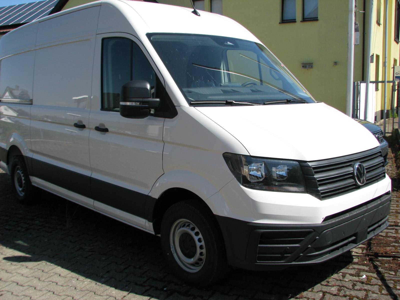 Volkswagen Crafter Kasten 35 L3H3 130kW 4MO AT8 AHK PDC+Kam