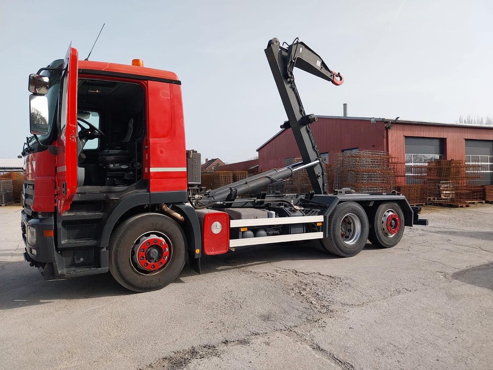 Mercedes-Benz Actros 2  2541 Lufthacken