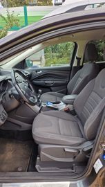Ford Kuga - 10