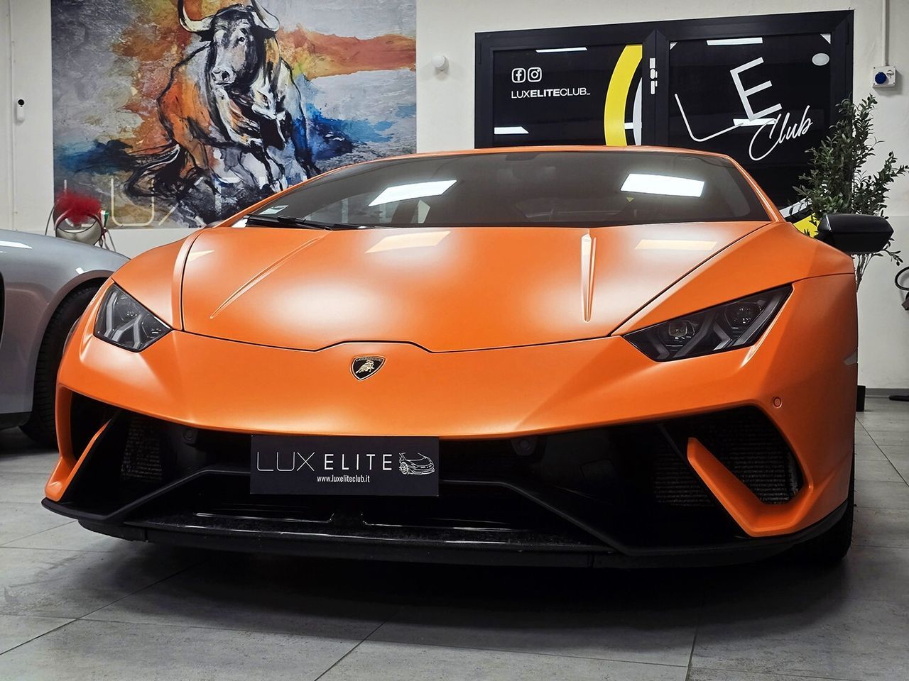 LAMBORGHINI Huracan