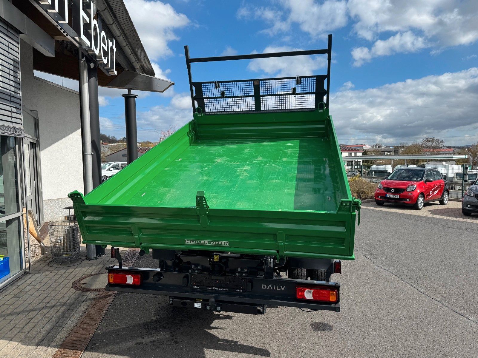 Fahrzeugabbildung Iveco Daily 70C18 H 3.0L *AHK*7-Sitze*Standheizung*