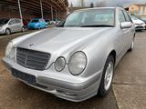Mercedes-Benz E -Klasse Lim. E 240/AUT/PDC/S-Heft/ Klima/ - gebrauchte Mercedes-Benz E 240 aus dem Jahr 2000