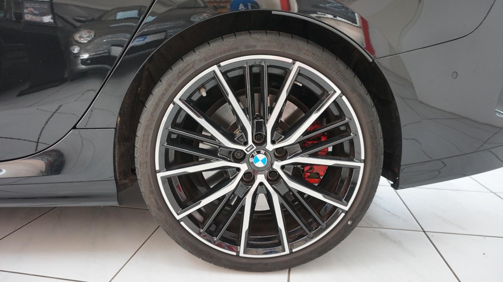BMW M235i X-Drive *Scheckheft*