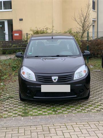 Dacia sandero, erste hand benzin und gas