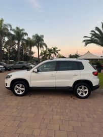 Volkswagen Tiguan - 6
