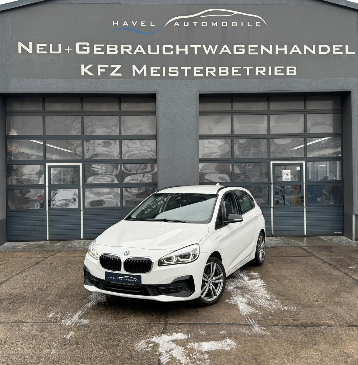 BMW 225xe Active Tourer Sport Line Kamera LED Sitzhz