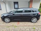 Hyundai i30 1.4 T-GDI Style / Navi+Kamera / LED - Hyundai i30 Style mit Benzin-Antrieb