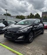 Hyundai i30 cw blue Trend - Hyundai i30: Cw