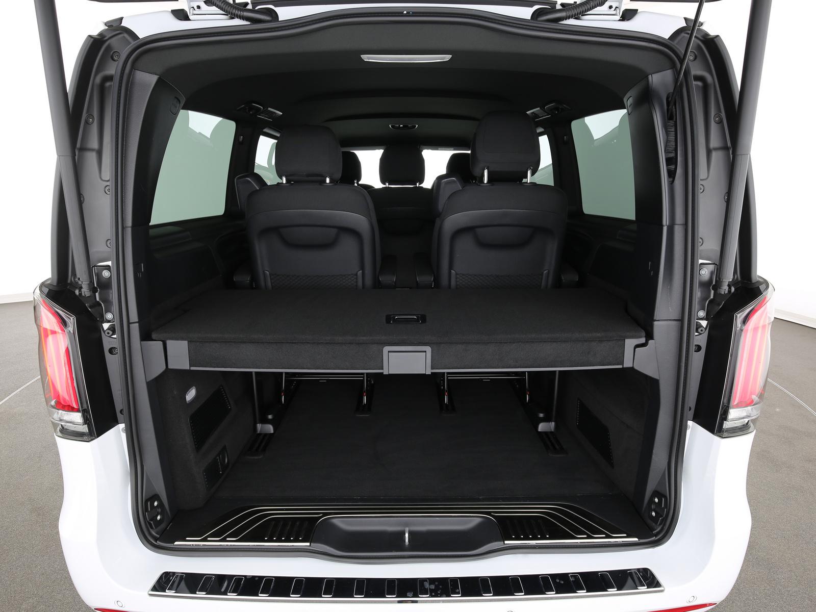 Mercedes-Benz V 250 d lang AMG-Line  LED Navi AHK ACC Kamera A