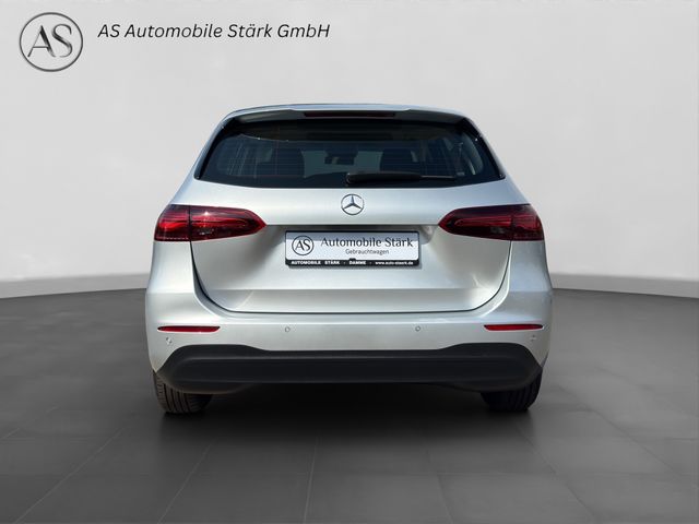Fahrzeugabbildung Mercedes-Benz B 180 Automatik+LED+Kamera+Navi+Spur+MBUX