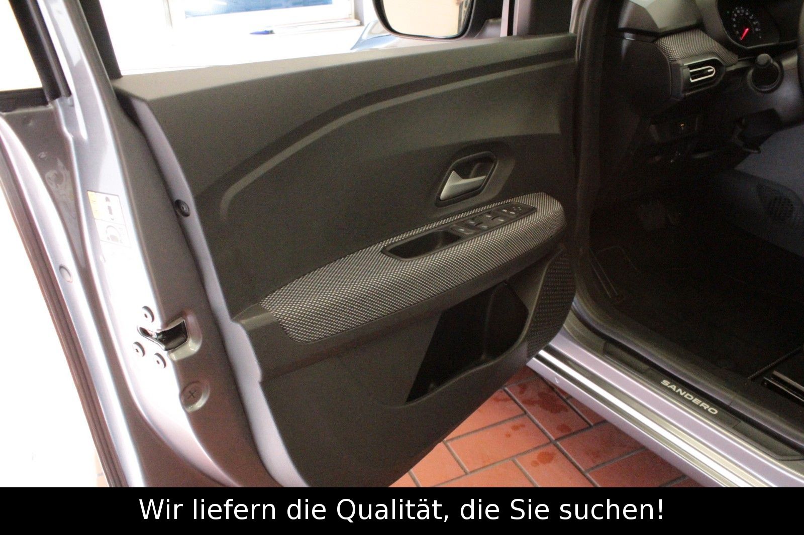 Fahrzeugabbildung Dacia Sandero Journey+ ECO-G 100 *Navi*Sitzhz*LPG