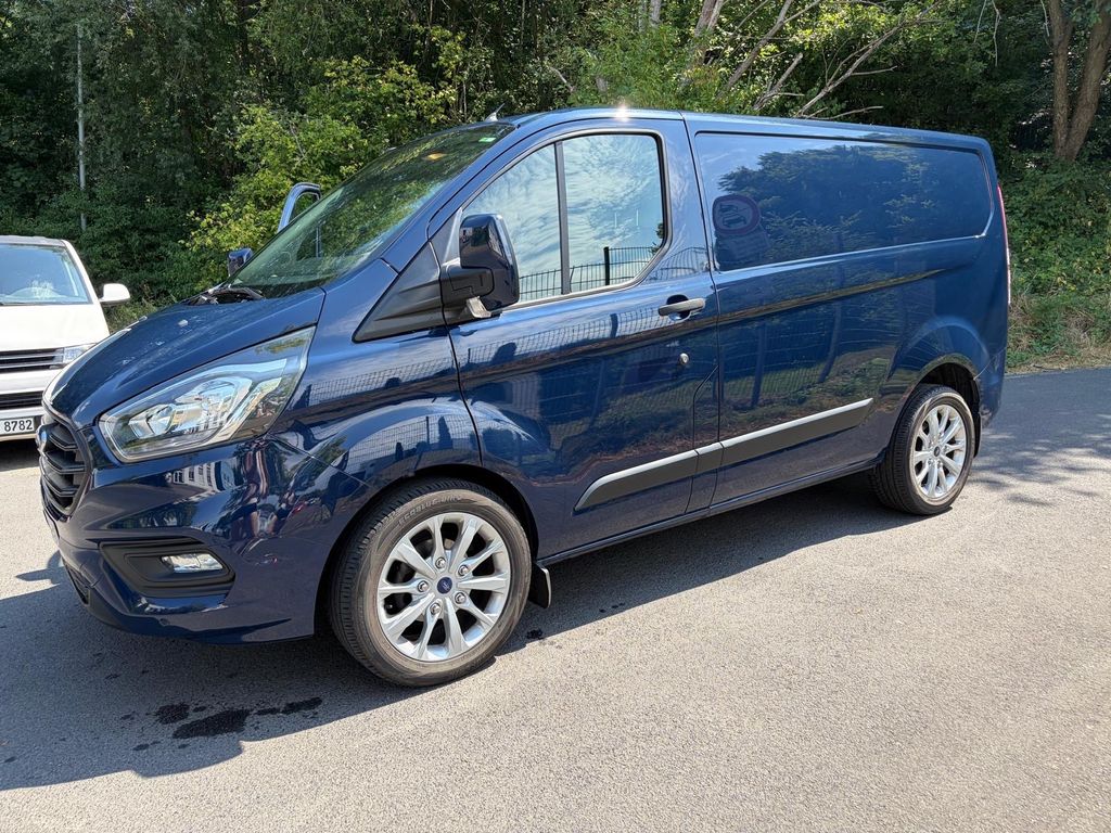 Image of Ford Transit Custom