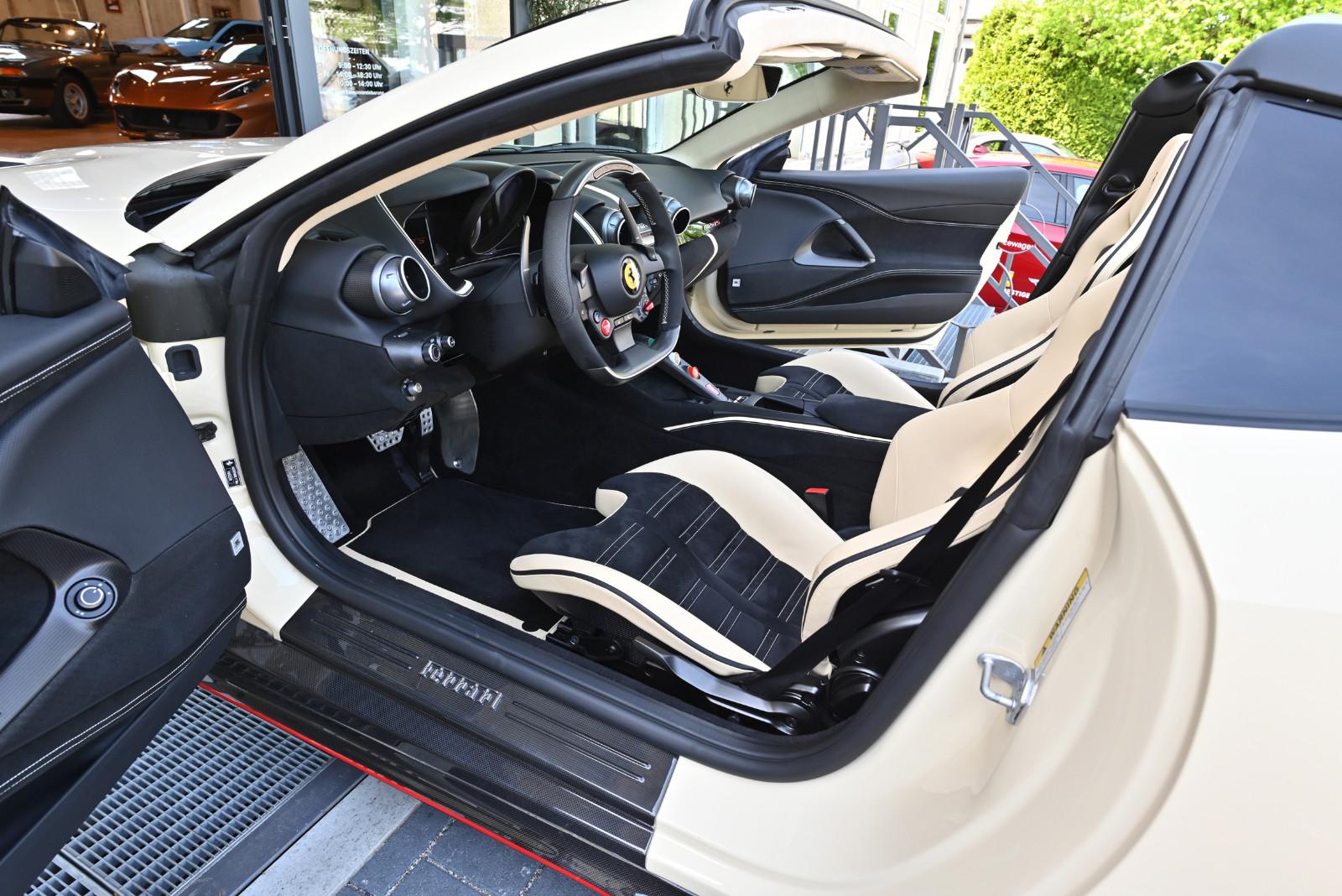 Ferrari 812 GTS/Atelier Einzelstück/Neuwertig/ADAS/Garan