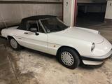 Alfa Romeo Spider 2.0 - Oldtimer Cabriolet - Alfa Romeo Spider in Düsseldorf
