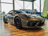 Porsche 911 / 992 Carrera Cabriolet >SPORT DESIGN PACK< - Porsche: Grün, 911