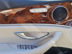 Fahrzeugabbildung E 220 T-Modell Avantgarde d 4Matic HUD+Kamera
