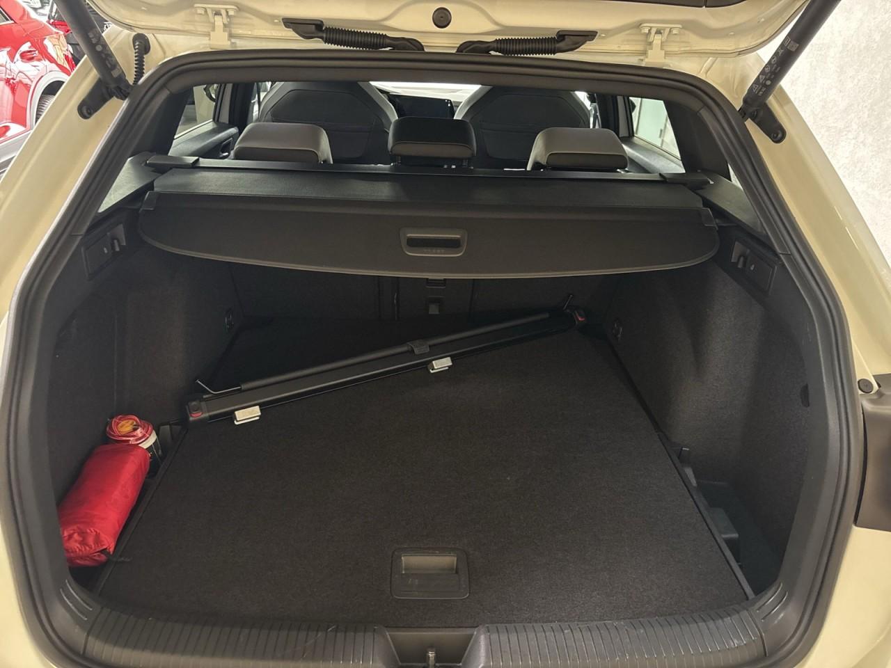 Volkswagen Golf VIII Variant 1.5 eTSI R-Line OPF DSG+DAB+RS, миниатюра 7