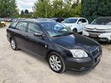 Toyota Avensis Kombi 2.0 D4D Executive*TÜV BIS 06/2027* - Toyota Avensis Gebrauchtwagen in Berlin