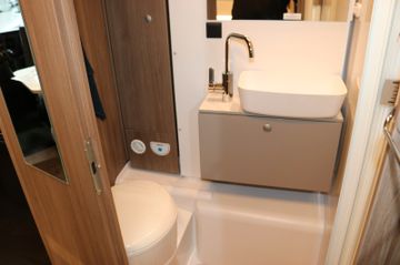 Fahrzeugabbildung Carado T-338  Modell 2024 pro +