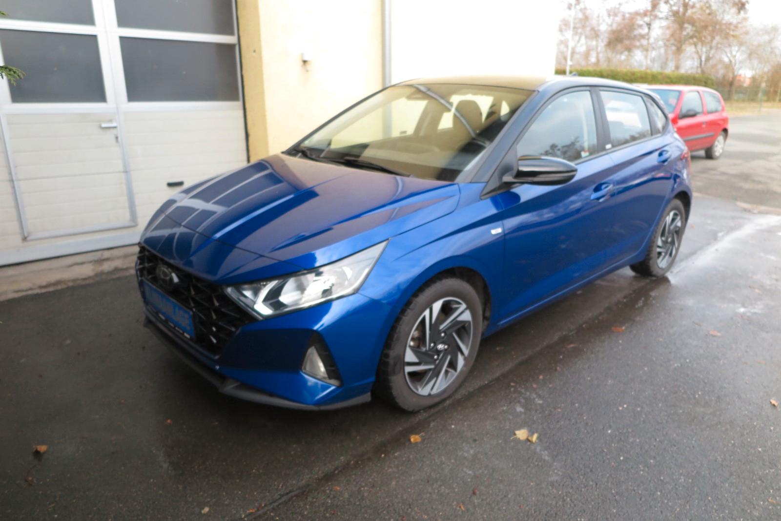Hyundai i20 Intro Edition Klimatronik/SH/LH/Temp./ALU