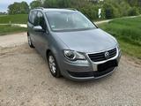 Volkswagen Touran 1.9 TDI Freestyle 7 Sitzer - Volkswagen Touran aus 2009: Freestyle
