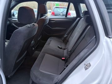 Fahrzeugabbildung BMW X1 23 d xDrive M Paket Navi Prof Xenon 18"