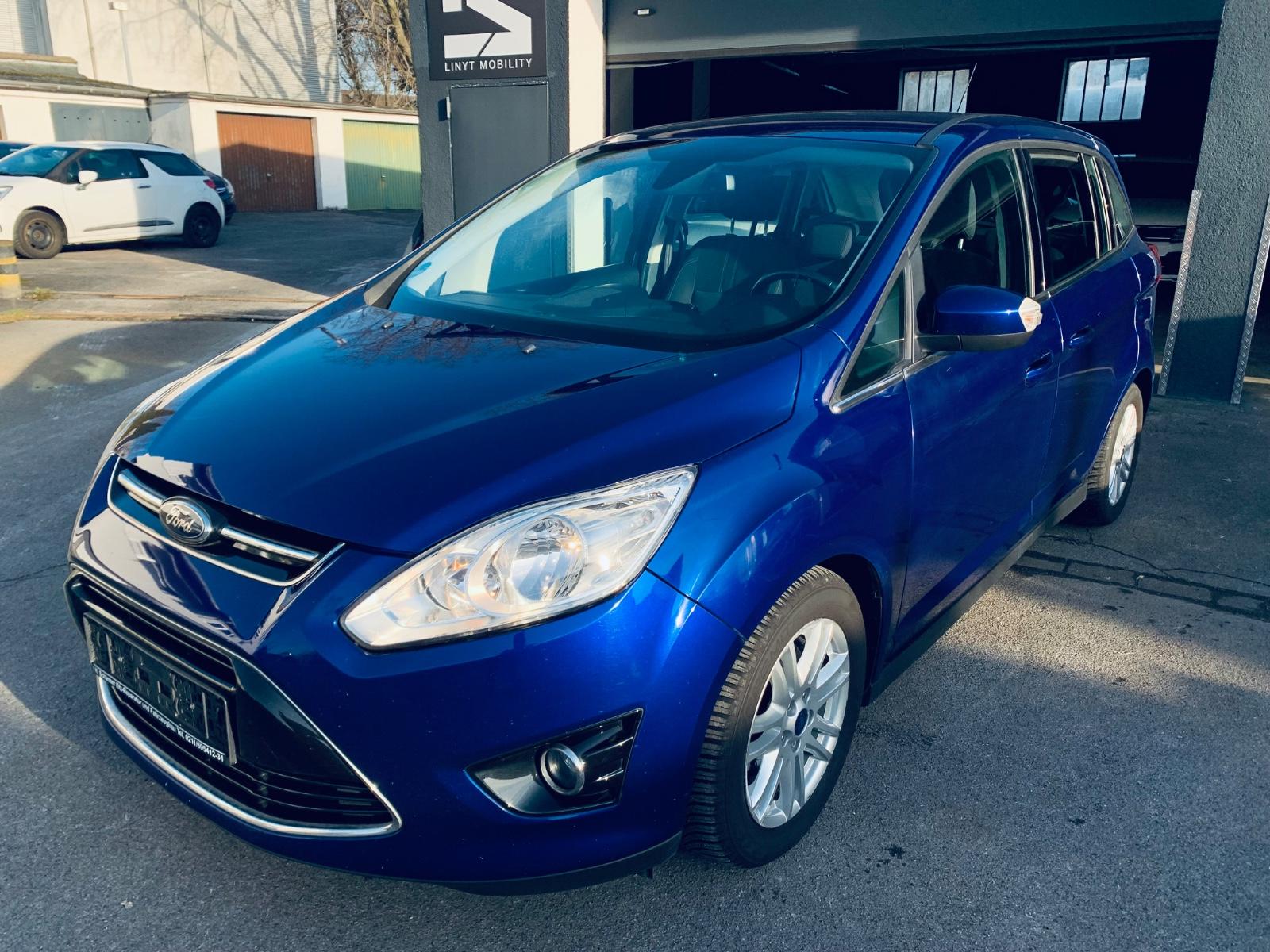 Ford Grand C-Max 2. 0 AUT NAVI CAM Titanium
