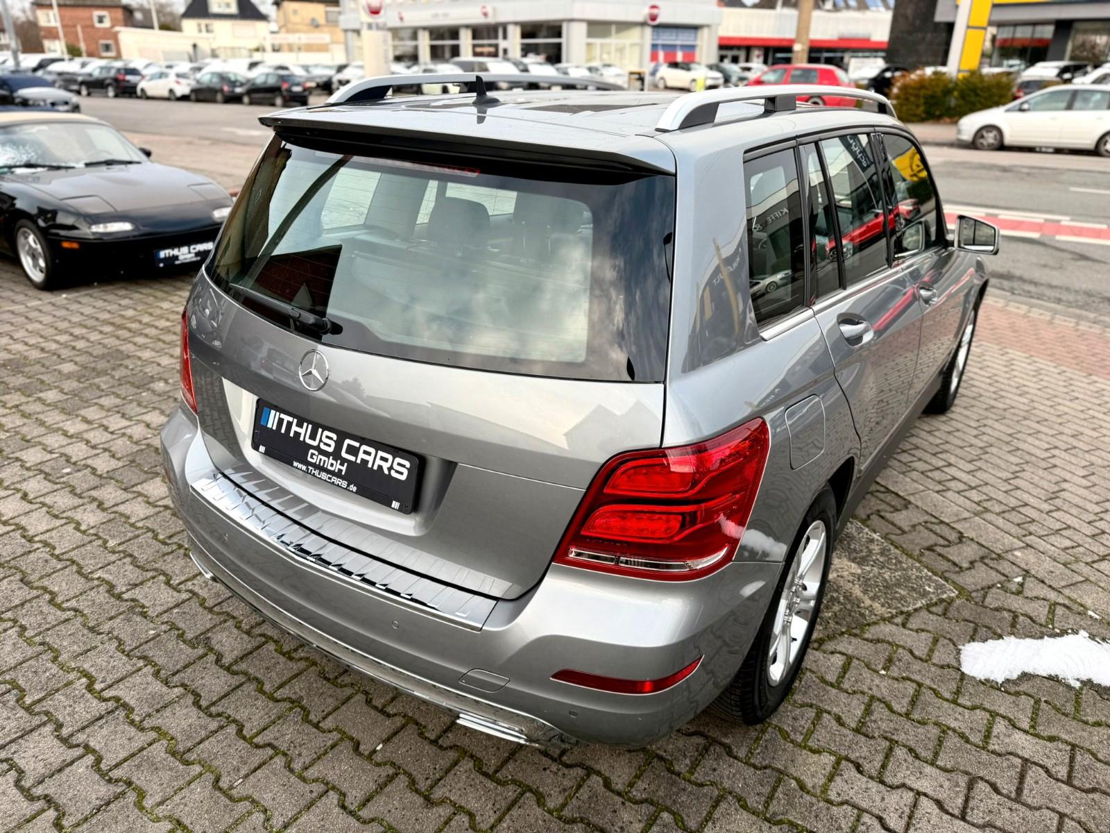 Mercedes-Benz GLK 200 E-Hecklappe/SHZ*Parktronic*Navi