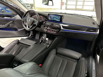 Fahrzeugabbildung BMW 540i xD Sport Line ACC 360°Belüftung DAB HUD H/K