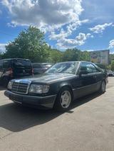 Mercedes-Benz 230 CE *TOP*Schiebedach* - Mercedes-Benz 230 mit Benzin-Antrieb: Coupé, Automatik, Ce