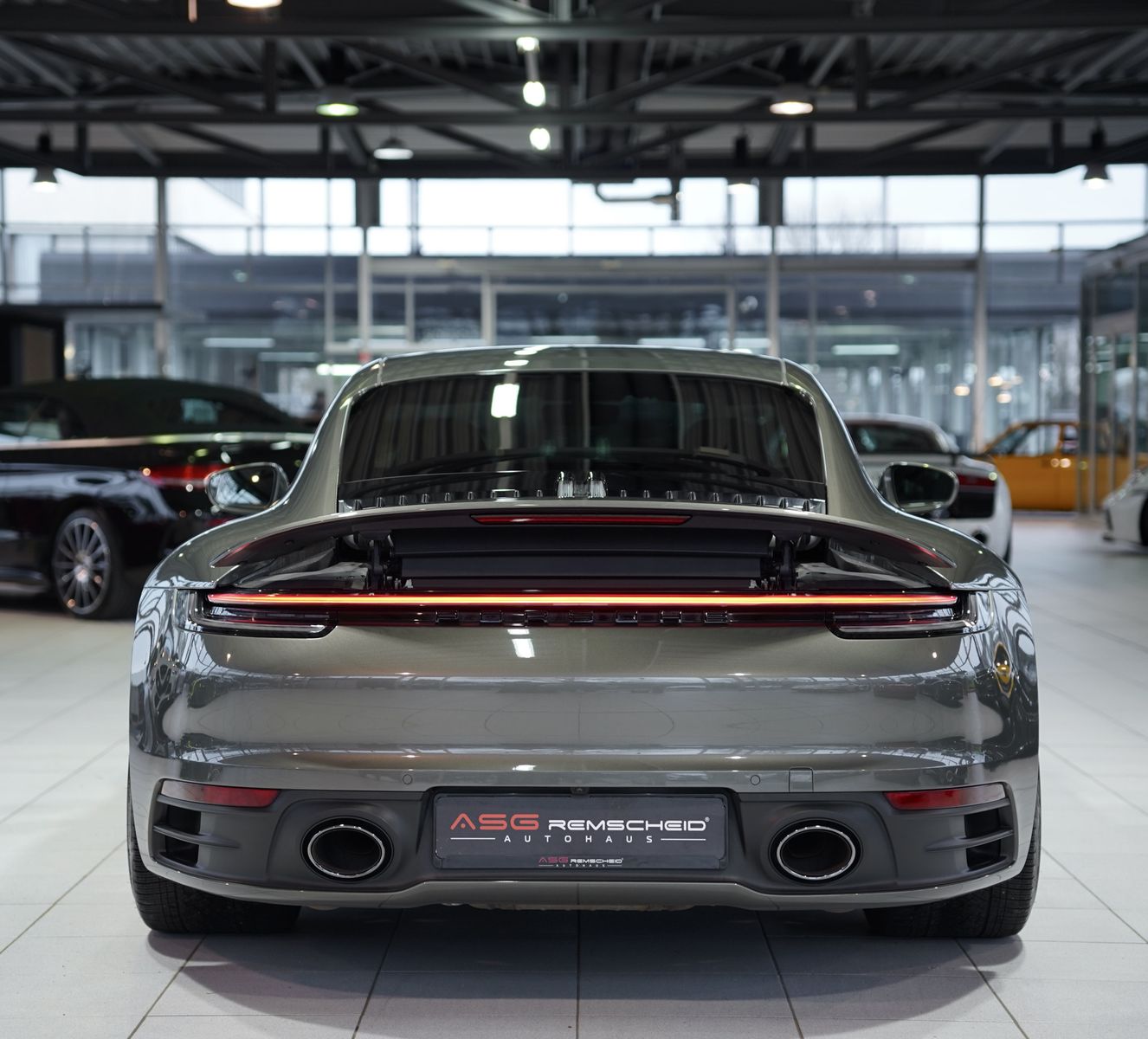 Porsche 992
